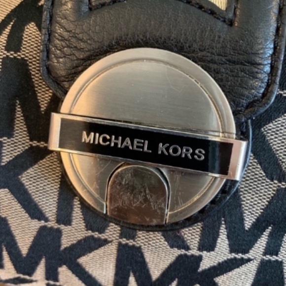 Michael Kors Canvas Leather Signature Shoulder Bag - Picture 5 of 7